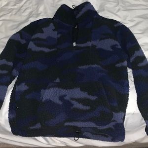 XS blue camo sherpa quarter zip